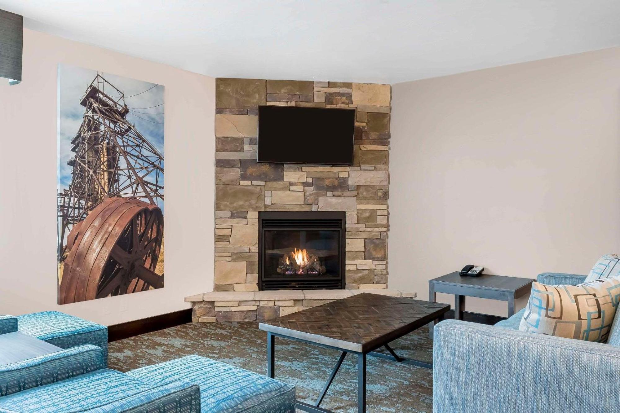 Copper King Convention Center, Ascend Collection Butte